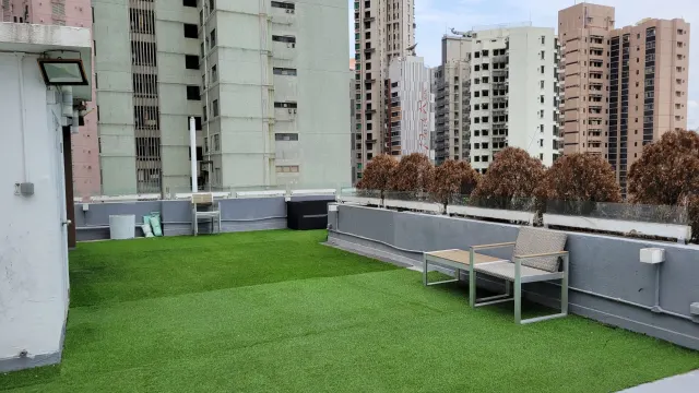 BOWEN ROAD NO.5 – 13