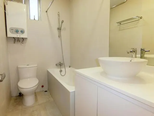 ROBINSON GARDEN APARTMENT 羅便臣花園大廈 – 5