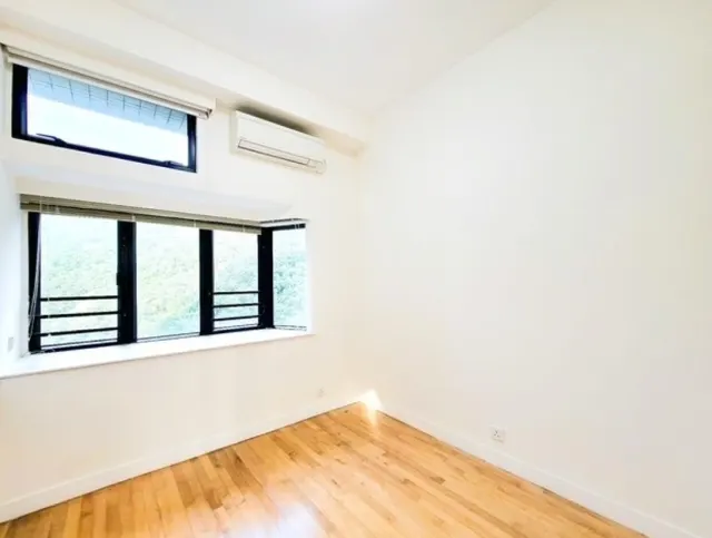 37 REPULSE BAY ROAD – 10