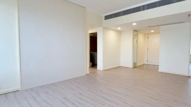 CONVENTION PLAZA APARTMENT 會景閣 – 2