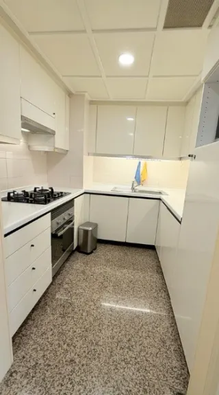 CONVENTION PLAZA APARTMENT 會景閣 – 5