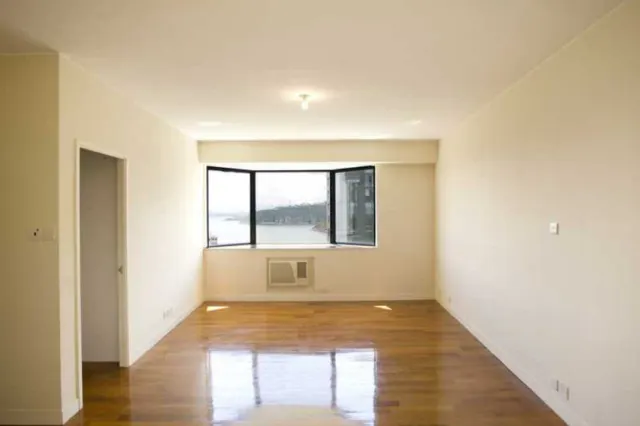 SOUTH BAY TOWERS 南灣大廈 – 3