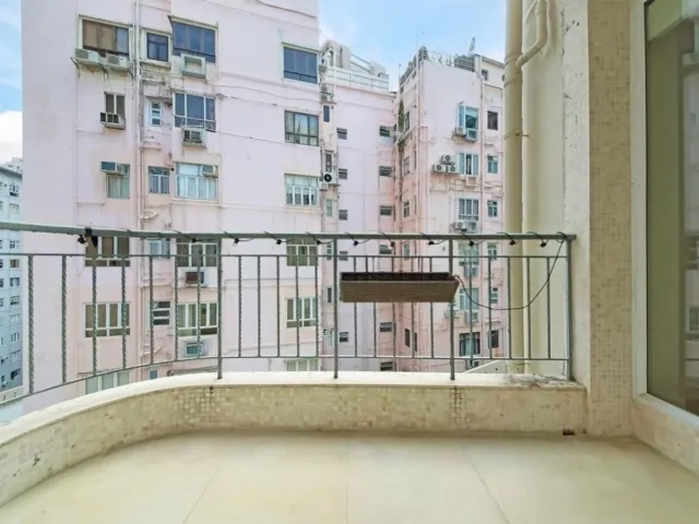 WAH SEN COURT – 8