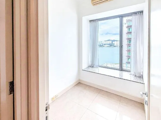 Casa 880 – Modern Living at 880 King’s Road – 10