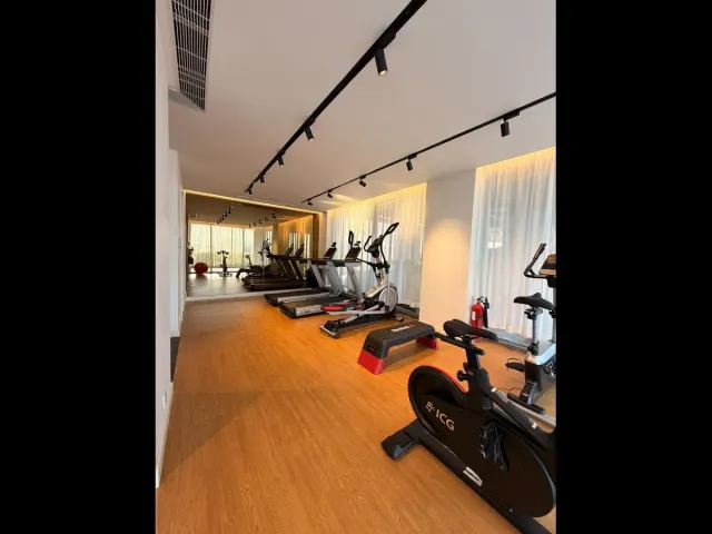 RACEVIEW MANSIONS – 3