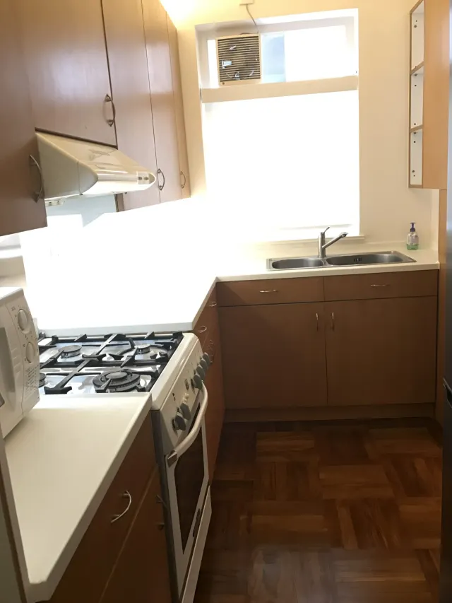 HORIZON MANSION 崇華大廈 – 9