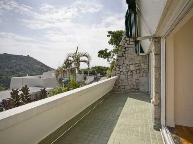 JADE BEACH VILLA – 2