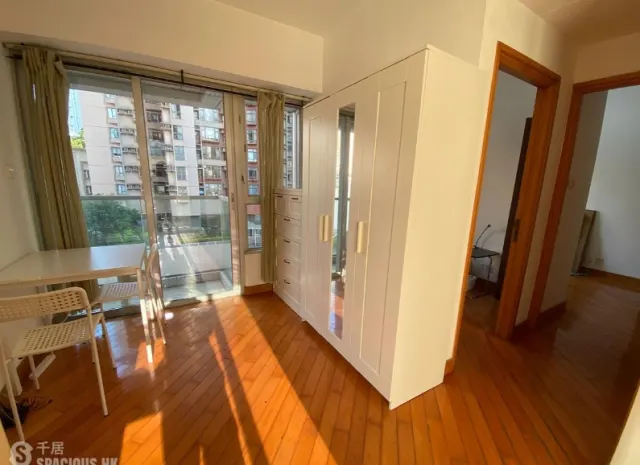 MANHATTAN AVENUE – 2