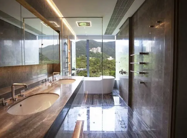 8 Deep Water Bay Drive – 4