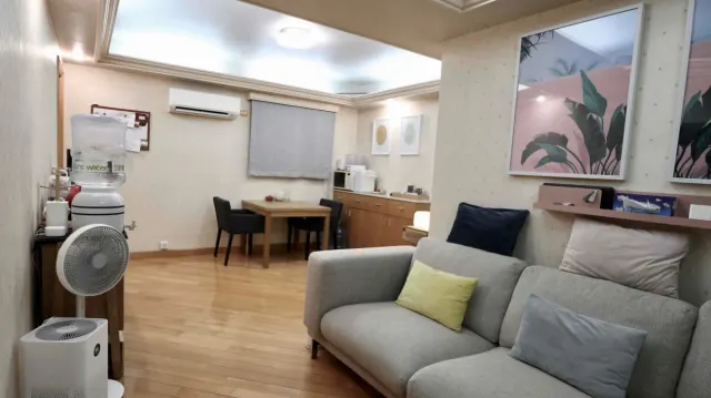 Elizabeth House 伊利莎伯大廈