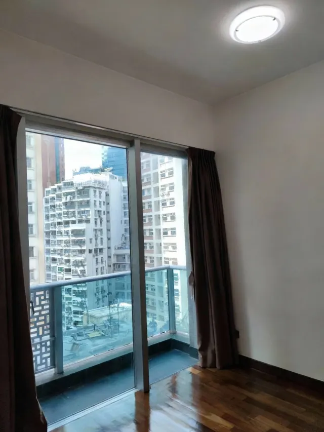 J RESIDENCE – 6