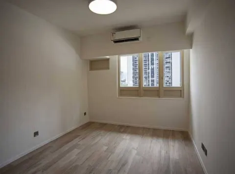 St. Joan Court 勝宗大廈 – 9