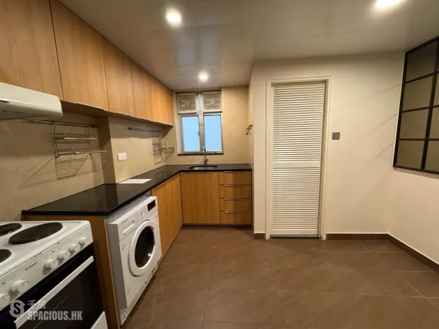 Mountain View Court