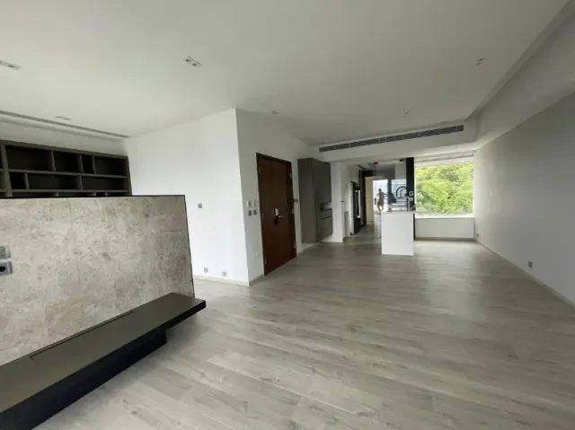BOWEN PLACE – 13