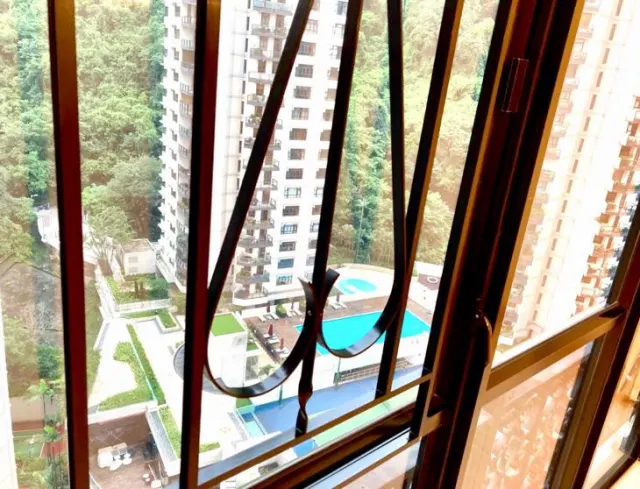 CLOVELLY COURT 嘉富麗苑 – 4