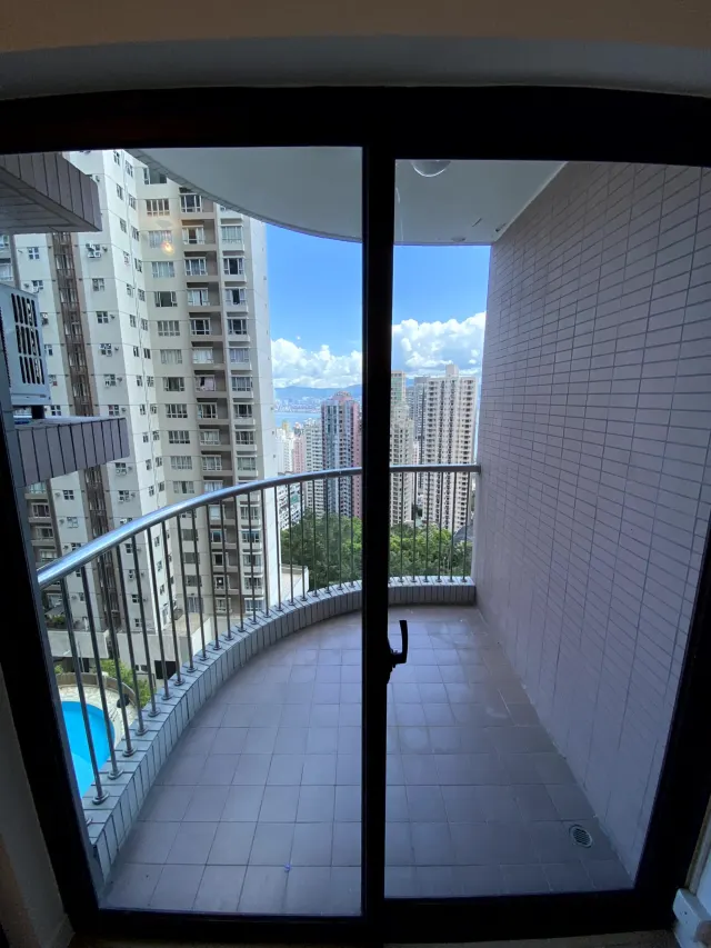 DRAGONVIEW COURT – 4