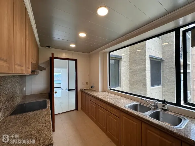 PINE CREST – 5