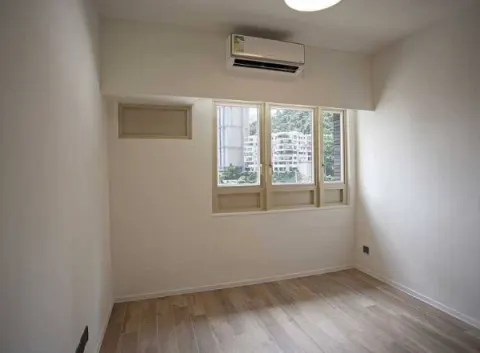 St. Joan Court 勝宗大廈 – 2