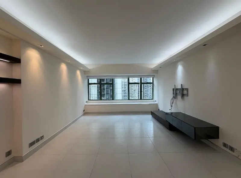 ROBINSON PLACE – 1