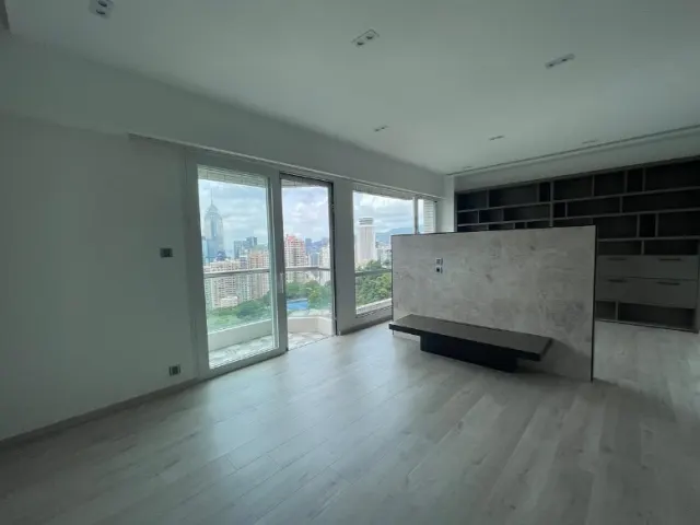 BOWEN PLACE – 8
