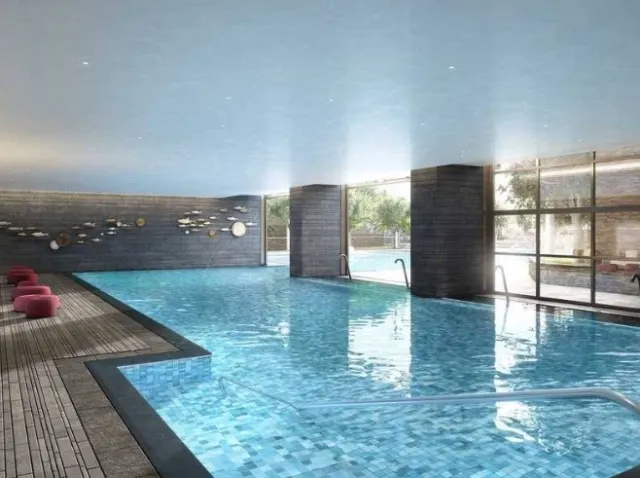 8 Deep Water Bay Drive