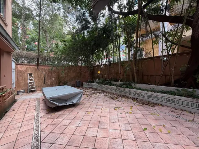 Briar Avenue – 9