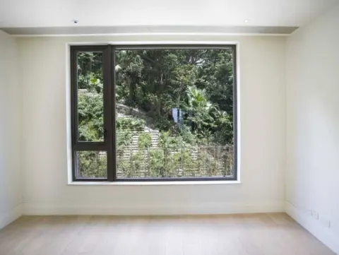 7 – 15 Mount Kellett Road, THE PEAK – 14