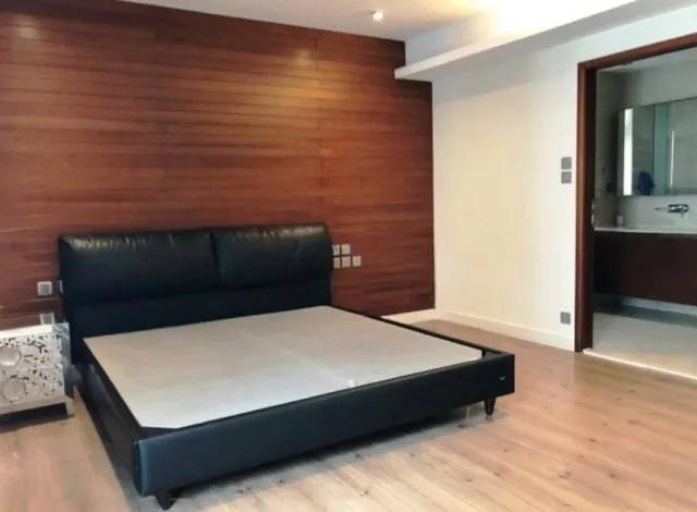REPULSE BAY HEIGHTS – 5
