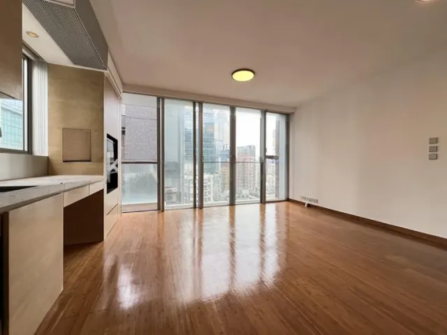 5 STAR STREET – 4