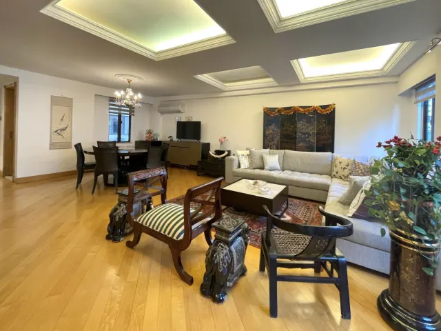 PARK VIEW COURT 恆柏園 – 3