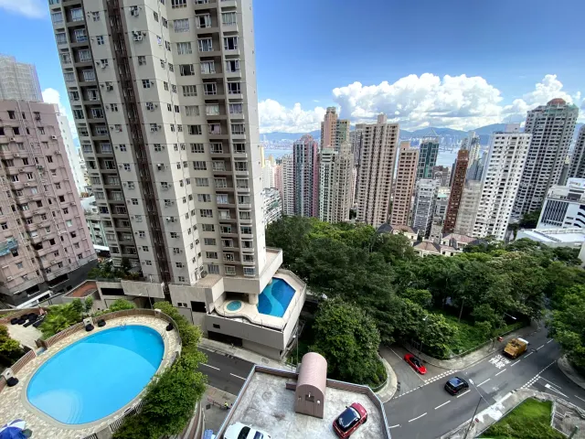 DRAGONVIEW COURT – 6