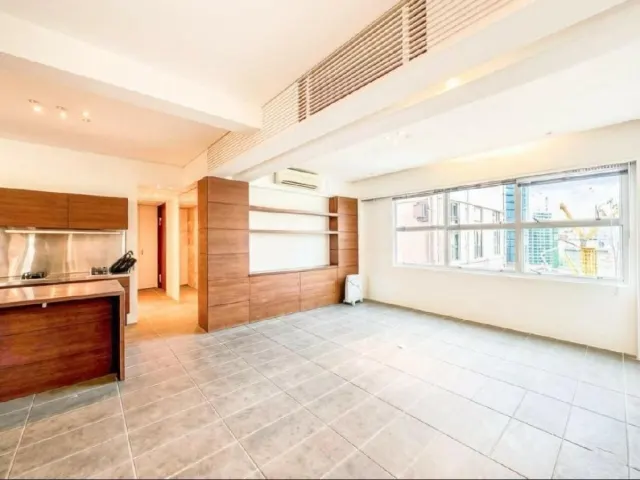 FULL VIEW COURT – 12