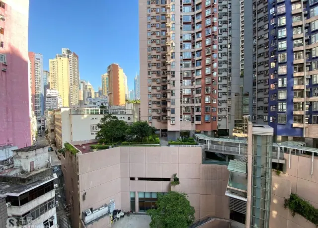 MANHATTAN AVENUE – 4