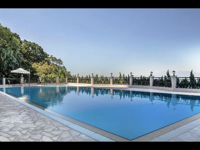 CHELSEA COURT – 5