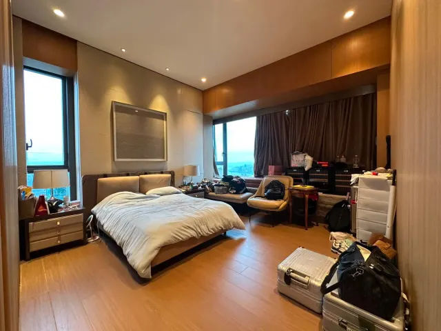 AZURA 蔚然 – 5