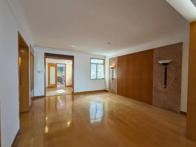 Evergreen Villa 松柏新村 – 12