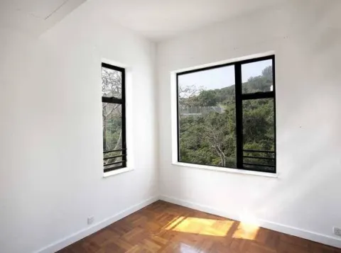 28 Stanley Village Road +ROOF – 5
