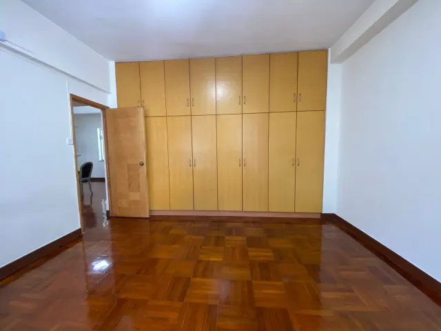Empire Apartments – 3