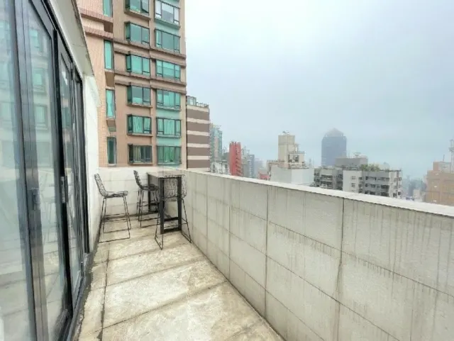 YING FAI COURT – 4