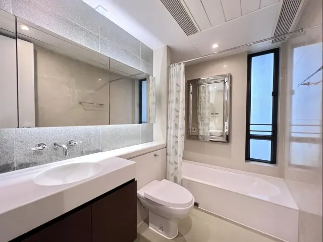 11 MACDONNELL ROAD – 13