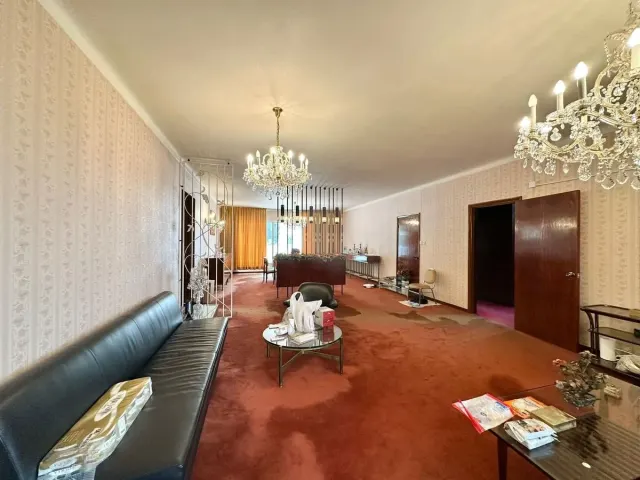 BOWEN MANSION 寶雲大廈