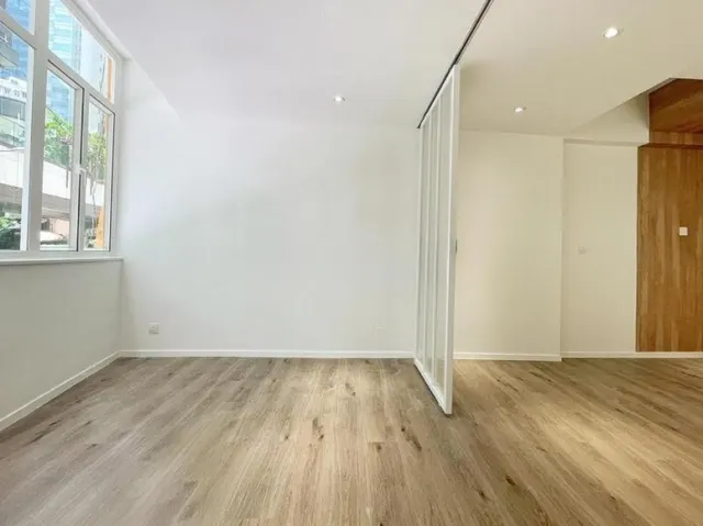 17 PEEL STREET – 5
