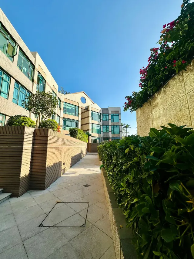 STANFORD VILLA 旭逸居 – 33