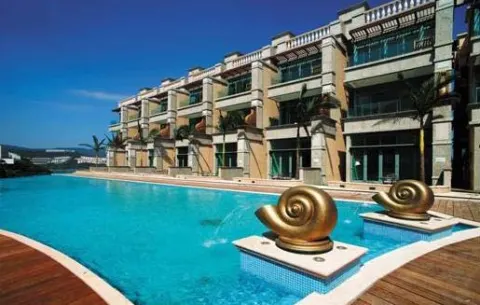 THREE BAYS