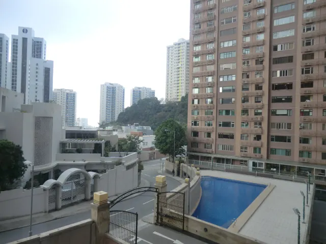 BUTLER TOWERS 柏麗園