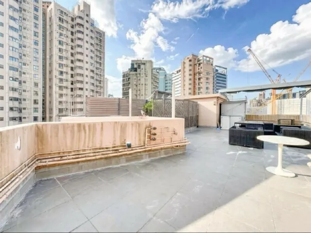 FULL VIEW COURT – 14