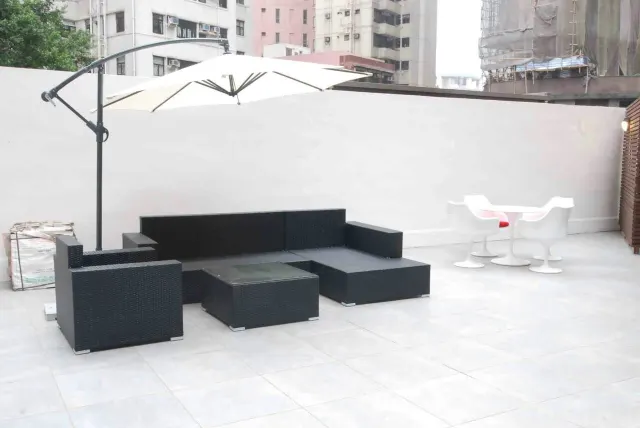 GOLDEN PHOENIX COURT + TERRACE – 2