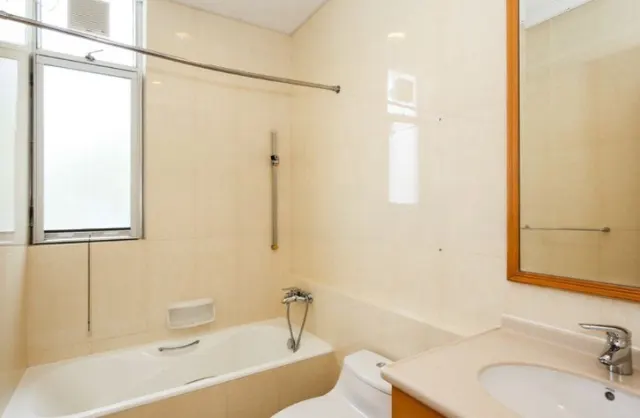 REDHILL PENINSULA-CEDAR DRIVE – 5