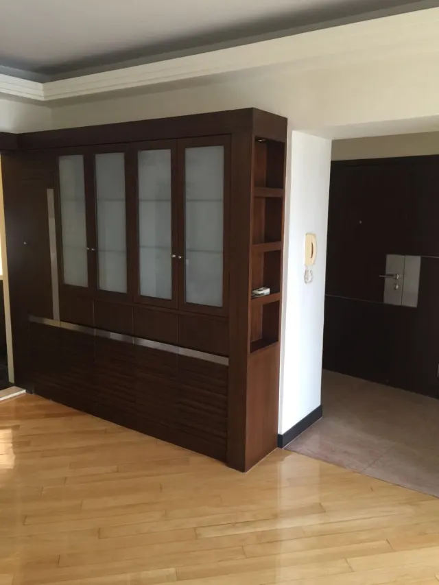 Beverly Hill – 8