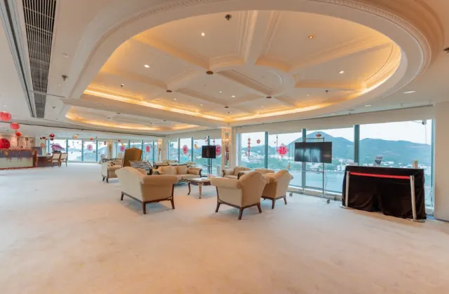 REGALIA BAY 富豪海灣 – 11